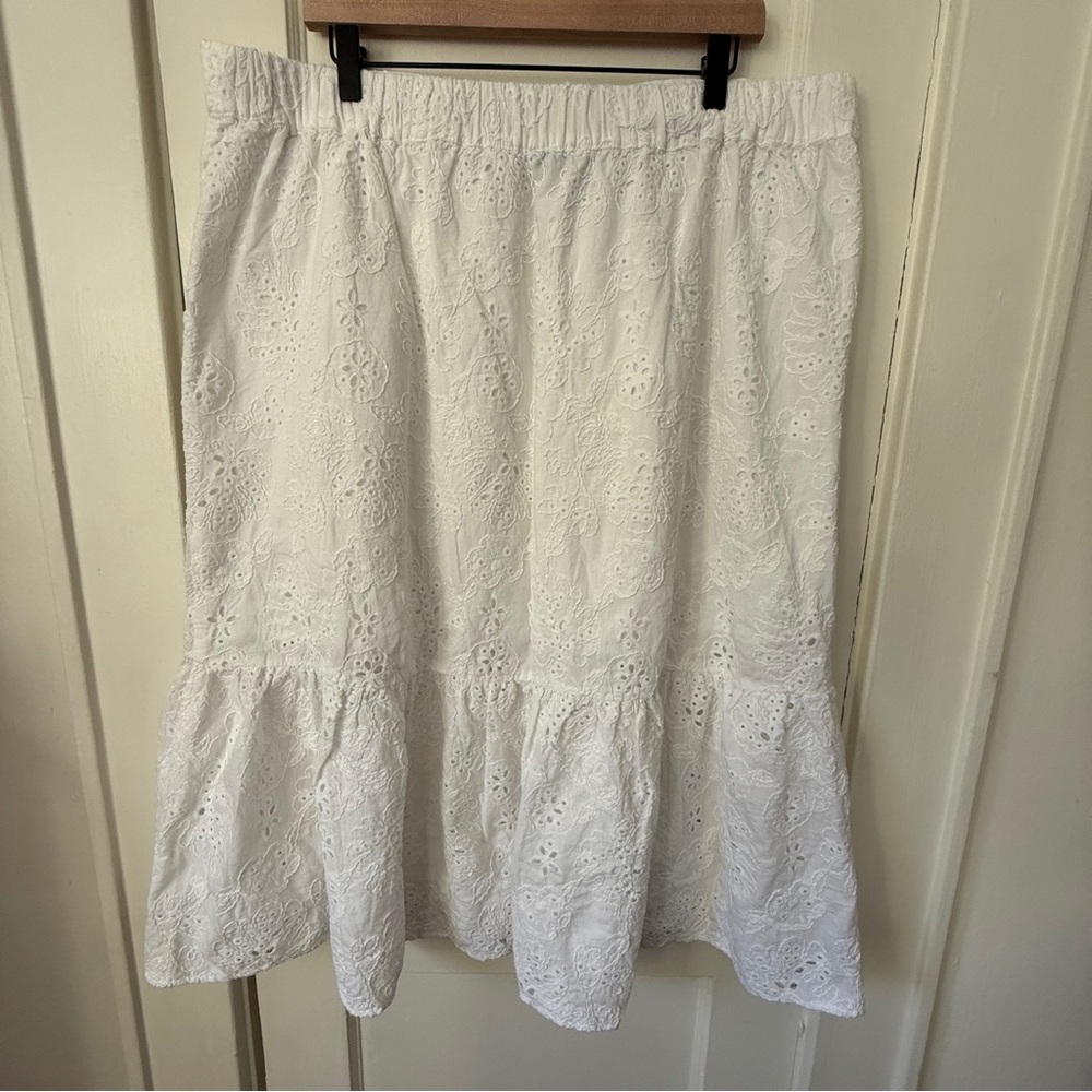 Sofia by Sofia Vergara White Eyelet Midi Skirt Size XXXL (3X) - Picture 3 of 11